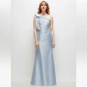 ALFRED SUNG D794 BLUE MIST ONE SHOULDER BRIDESMAID DRESS SIZE 4